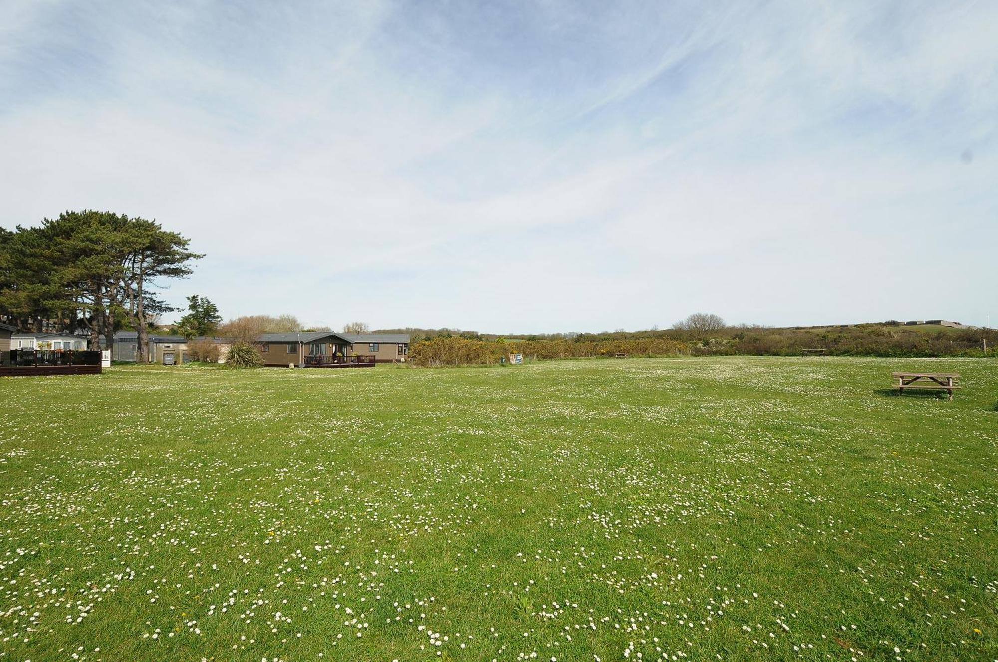 Tb Chalet T2 At Landscove Holiday Park Brixham Bagian luar foto